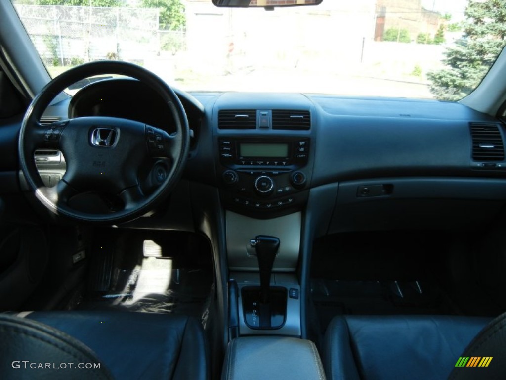 2006 Accord EX Sedan - Nighthawk Black Pearl / Black photo #5