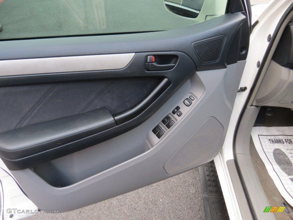 2004 4Runner Sport Edition - Natural White / Dark Charcoal photo #10