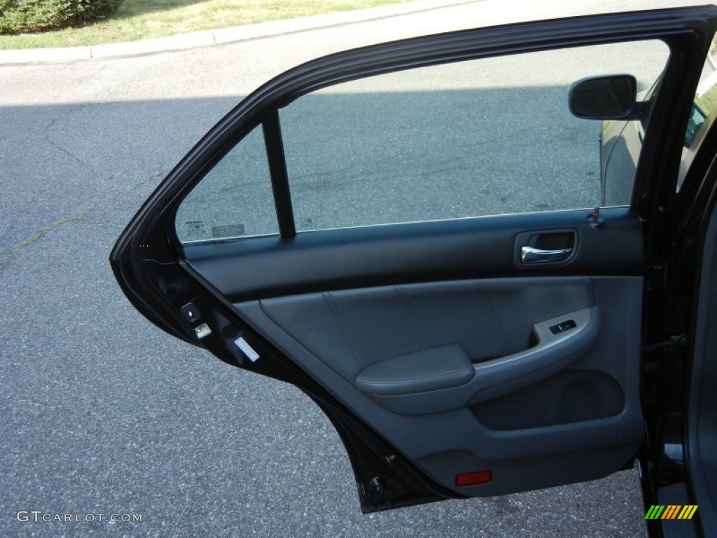 2006 Accord EX Sedan - Nighthawk Black Pearl / Black photo #29