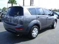 Graphite Gray Pearl - Outlander ES Photo No. 5