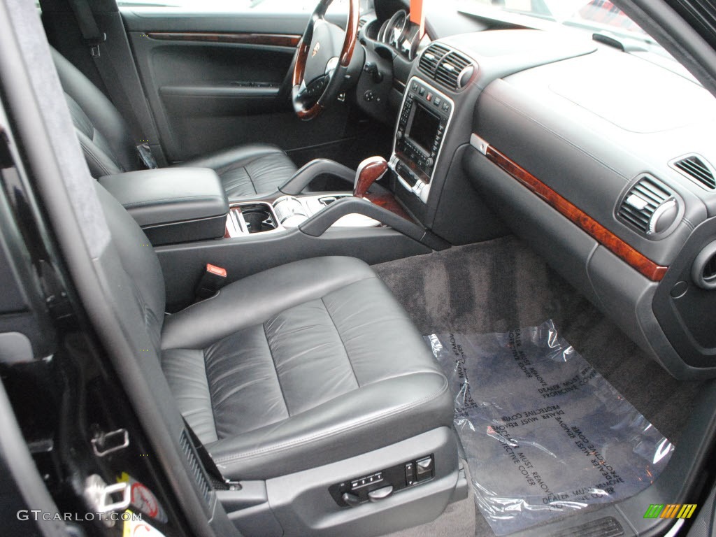2008 Porsche Cayenne Turbo Front Seat Photo #66766340