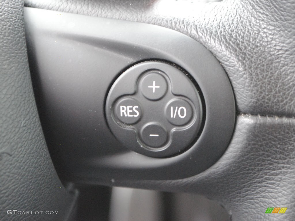 2011 Mini Cooper S Hardtop Controls Photo #66766592