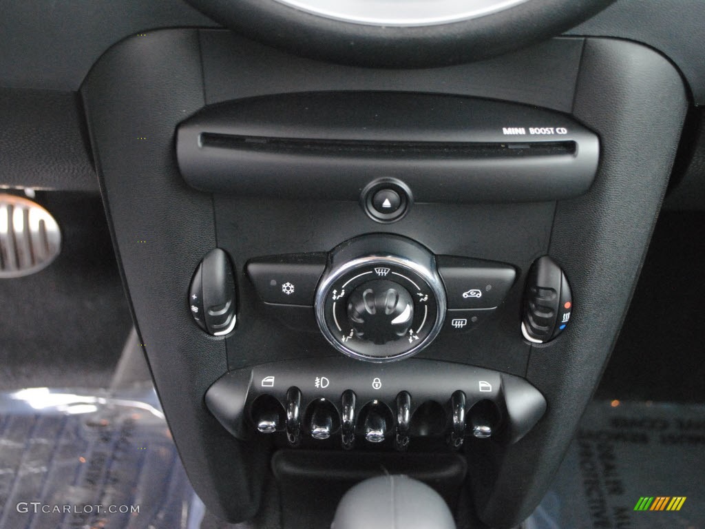 2011 Mini Cooper S Hardtop Controls Photo #66766598