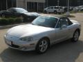 Sunlight Silver Metallic 2002 Mazda MX-5 Miata Roadster