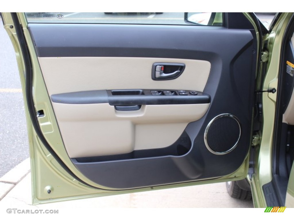 2011 Kia Soul ! Sand/Black Houndstooth Cloth Door Panel Photo #66776174