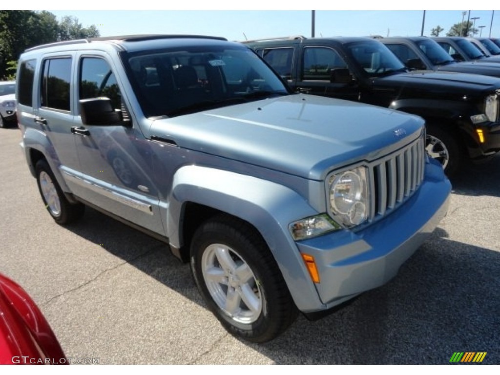 2012 Liberty Sport 4x4 - Winter Chill Pearl / Dark Slate Gray photo #3