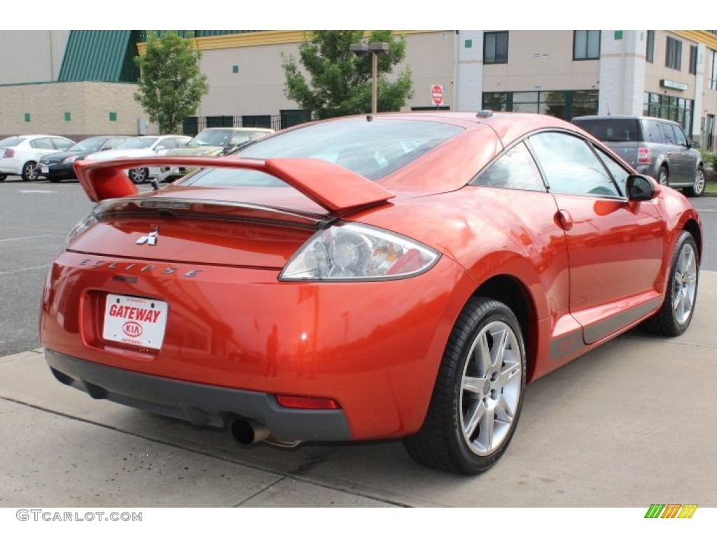 2008 Eclipse SE Coupe - Sunset Orange Pearlescent / Dark Charcoal photo #5