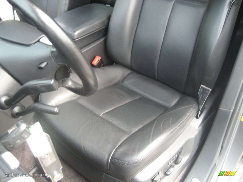 2008 Porsche Cayenne Turbo Front Seat Photo #66778757