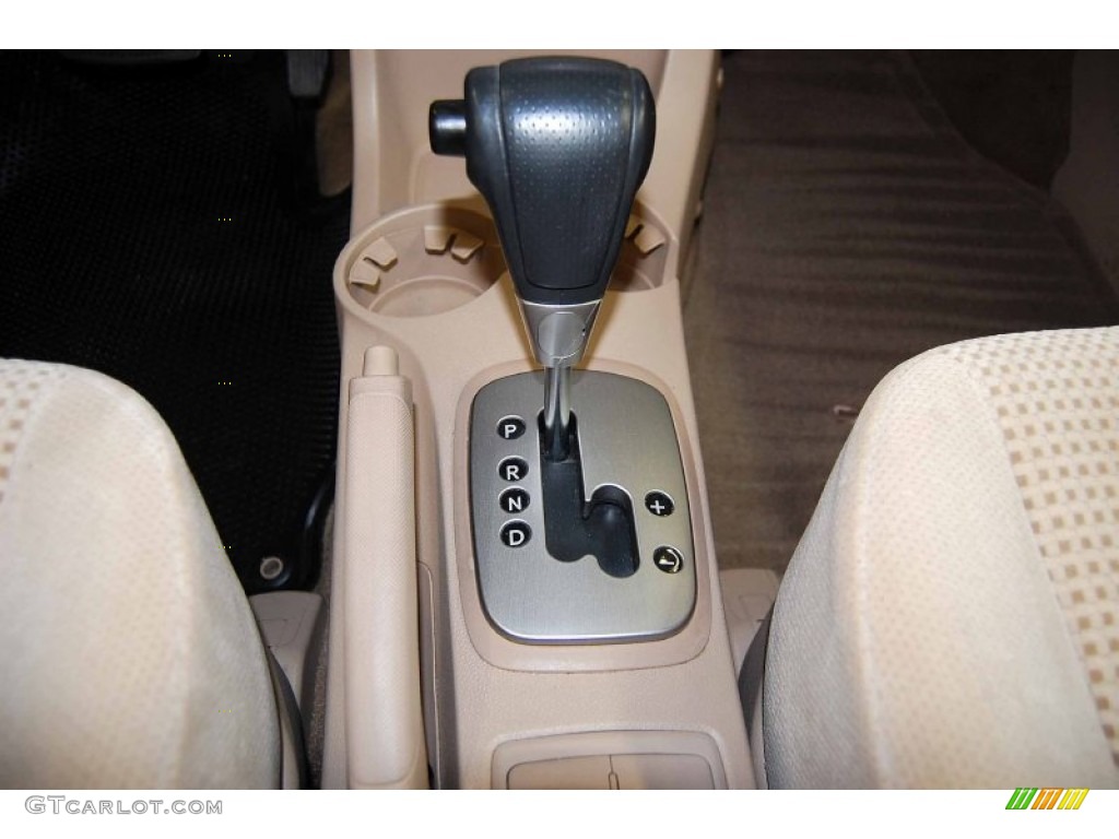 2006 Kia Sportage EX V6 Transmission Photos