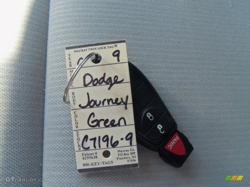 2009 Journey SXT AWD - Melbourne Green Pearl / Dark Slate Gray/Light Graystone photo #36