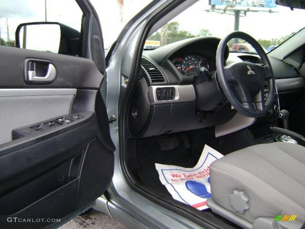 2007 Galant DE - Satin Mesai Gray Pearl / Gray photo #12