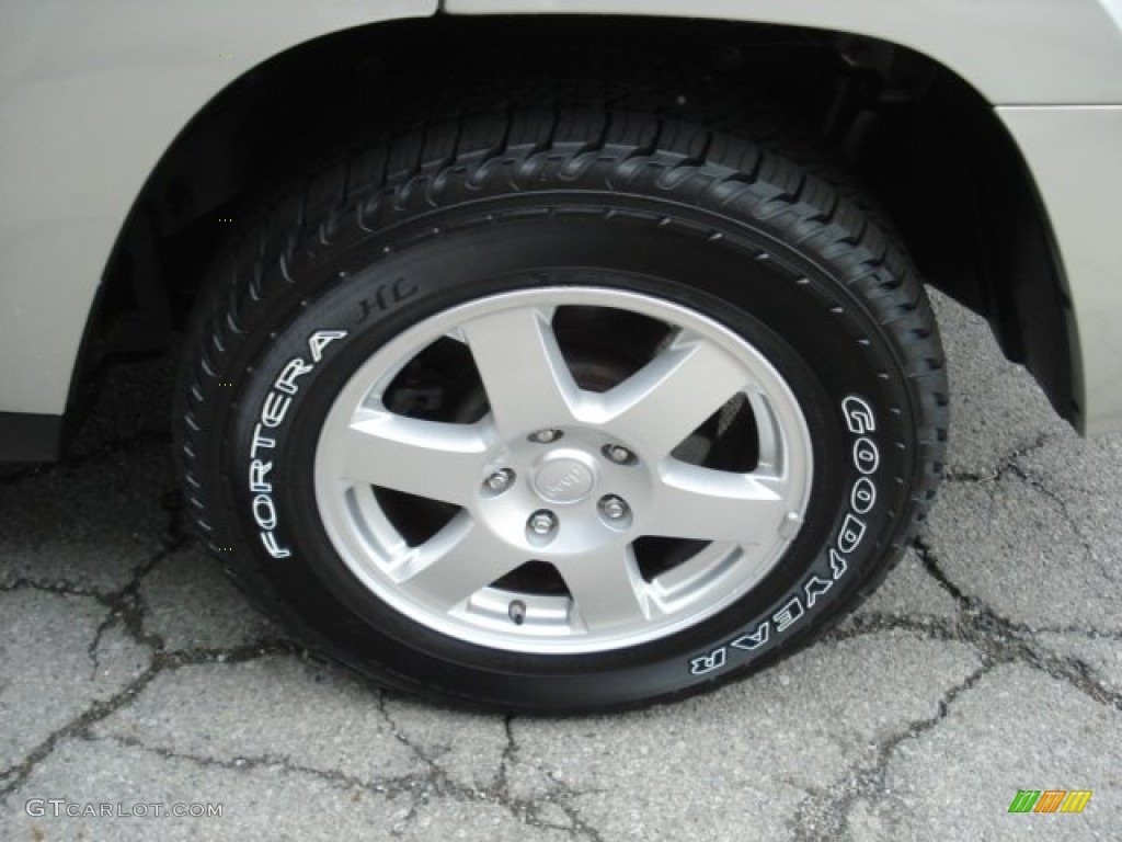 2009 Jeep Grand Cherokee Laredo 4x4 Wheel Photo #66781361