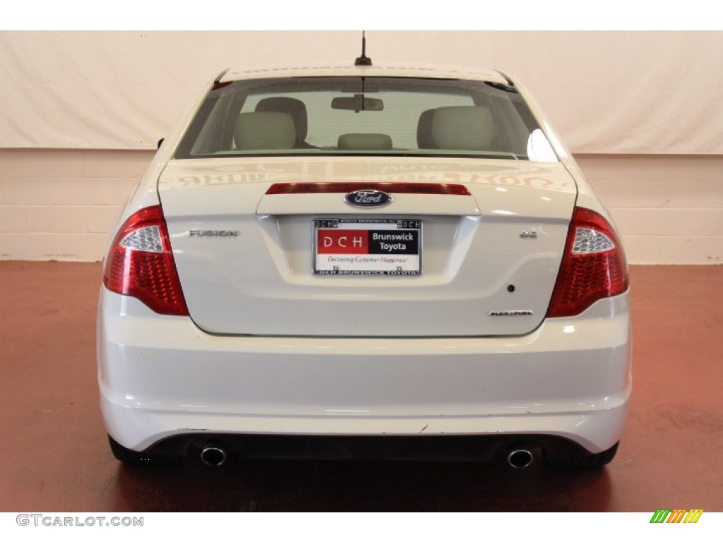 2011 Fusion SE V6 - White Suede / Medium Light Stone photo #7