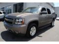 Mocha Steel Metallic - Suburban LT 4x4 Photo No. 1