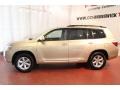 2010 Sandy Beach Metallic Toyota Highlander SE 4WD  photo #5