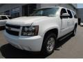 Summit White - Suburban LT 4x4 Photo No. 1