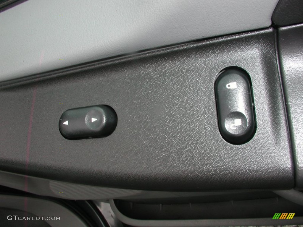 2006 F350 Super Duty XLT SuperCab 4x4 - Dark Green Satin Metallic / Medium Flint photo #49