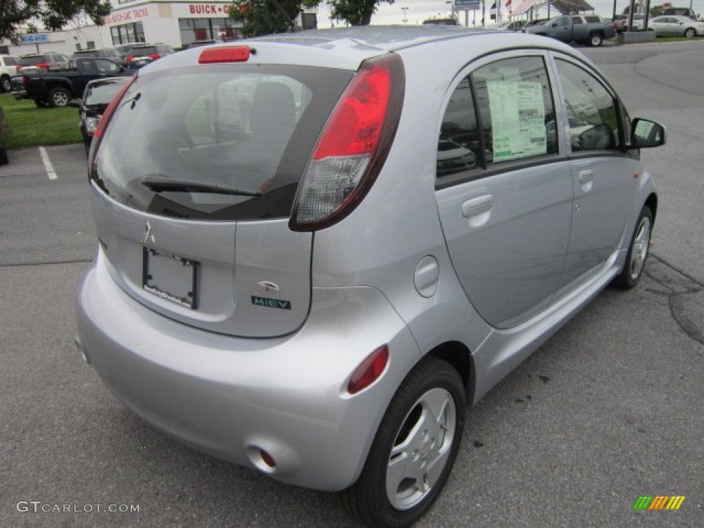 2012 i-MiEV SE - Cool Silver / Premium Brown photo #6