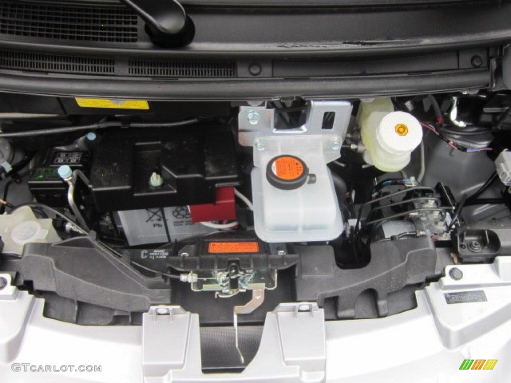 2012 Mitsubishi i-MiEV SE Engine Photos