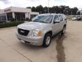 Silver Birch Metallic 2007 GMC Yukon SLE