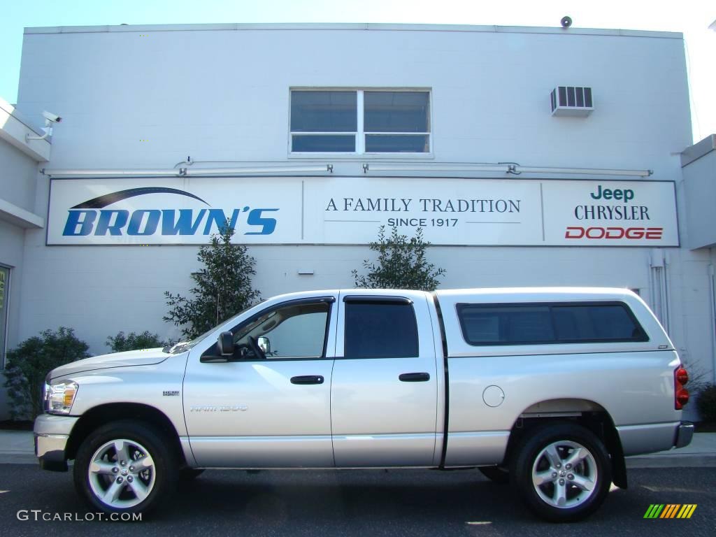 Bright Silver Metallic Dodge Ram 1500