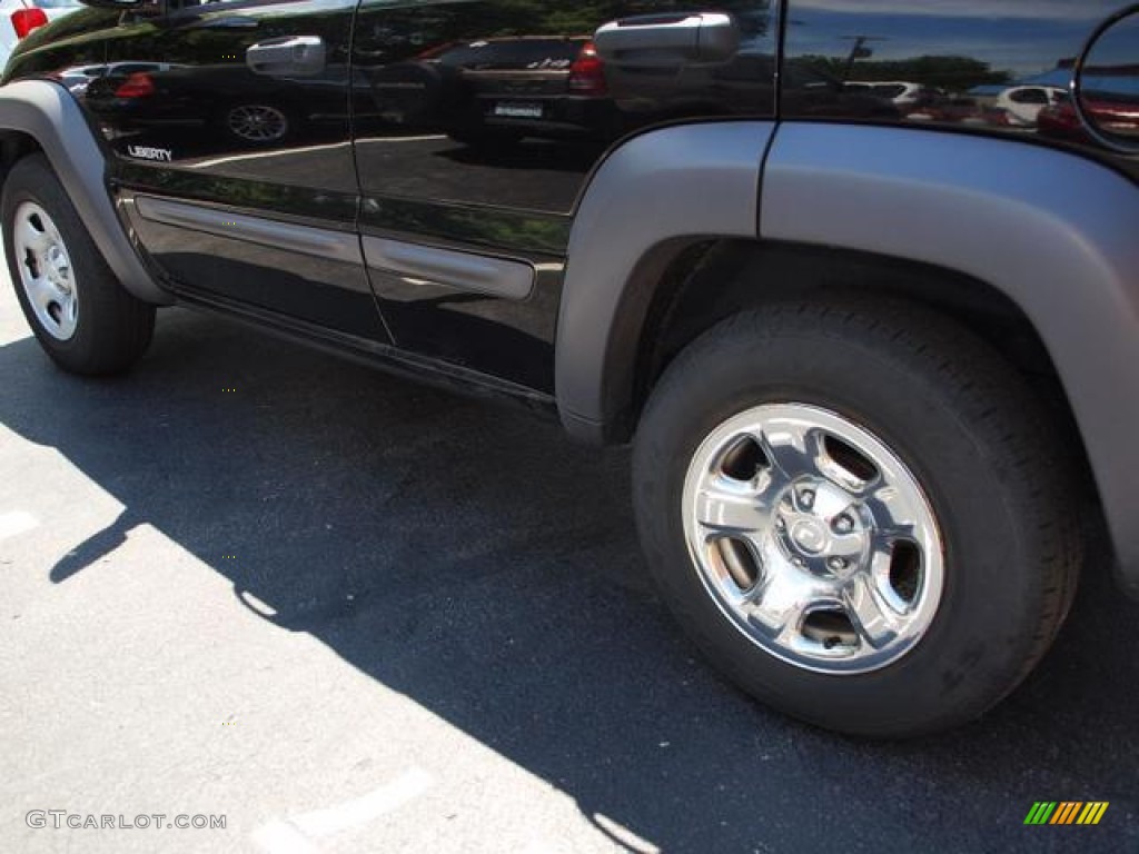 2004 Liberty Sport 4x4 - Black Clearcoat / Dark Slate Gray photo #4