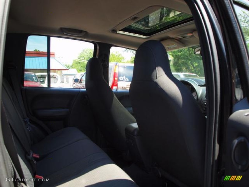 2004 Liberty Sport 4x4 - Black Clearcoat / Dark Slate Gray photo #8