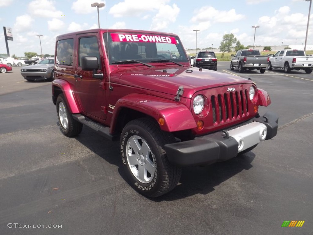 2011 Wrangler Sahara 4x4 - Deep Cherry Red Crystal Pearl / Black photo #3