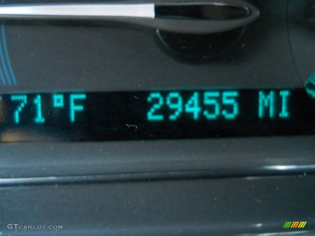 2011 HHR LT - Cyber Gray Metallic / Gray photo #3