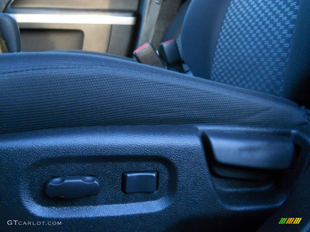 2011 HHR LT - Cyber Gray Metallic / Gray photo #5