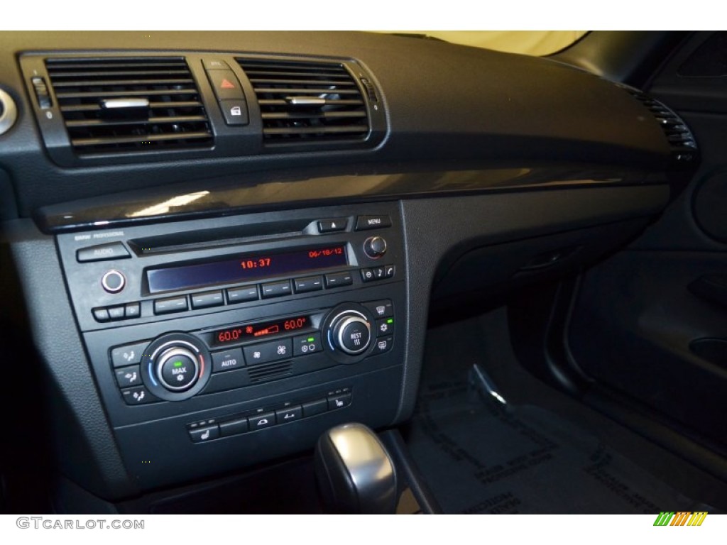 2009 1 Series 128i Convertible - Alpine White / Black photo #21