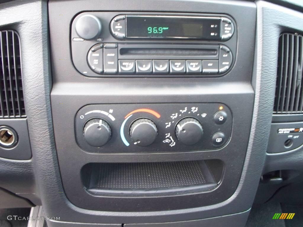 2005 Ram 1500 SLT Regular Cab - Bright White / Dark Slate Gray photo #25