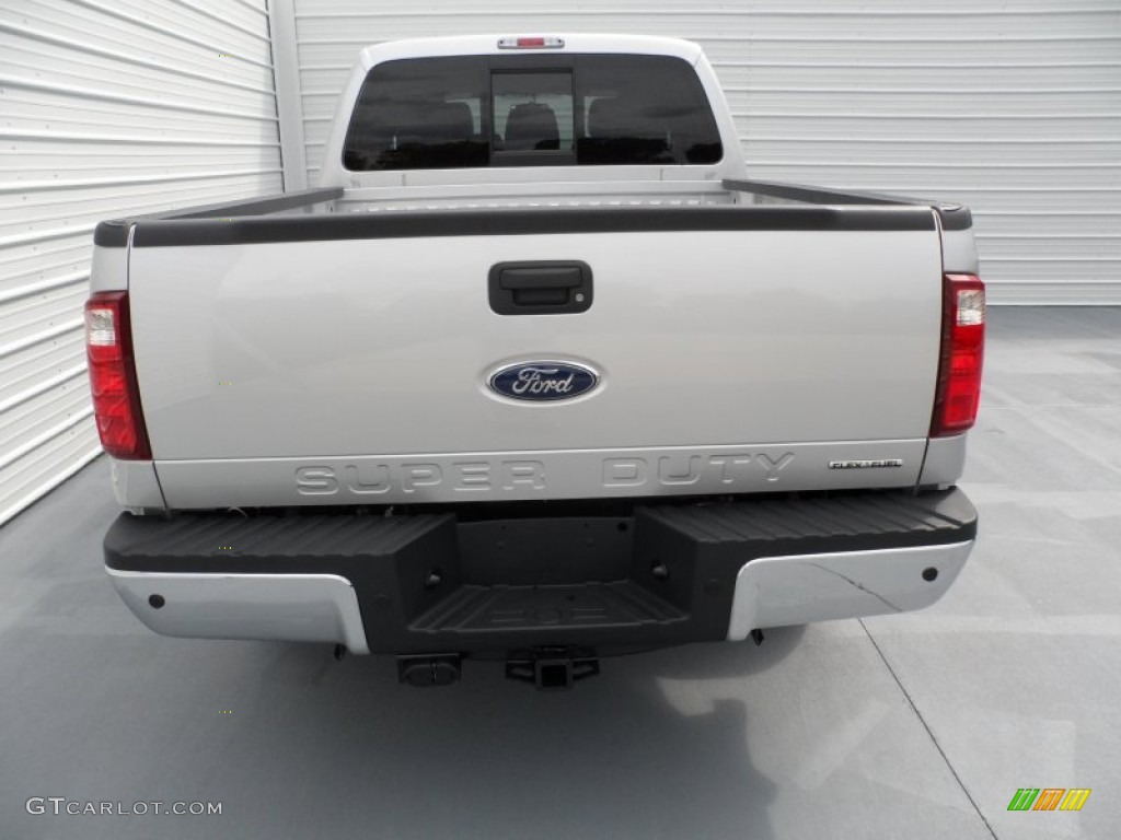 2012 F250 Super Duty Lariat Crew Cab 4x4 - Ingot Silver Metallic / Black photo #4