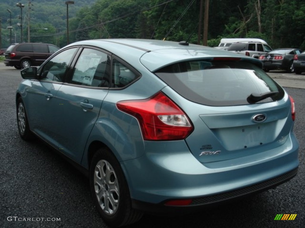 2012 Focus SE 5-Door - Frosted Glass Metallic / Stone photo #6