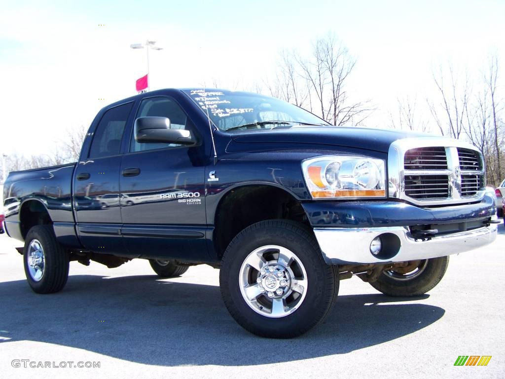 2006 Ram 3500 Big Horn Edition Quad Cab 4x4 - Patriot Blue Pearl / Medium Slate Gray photo #9