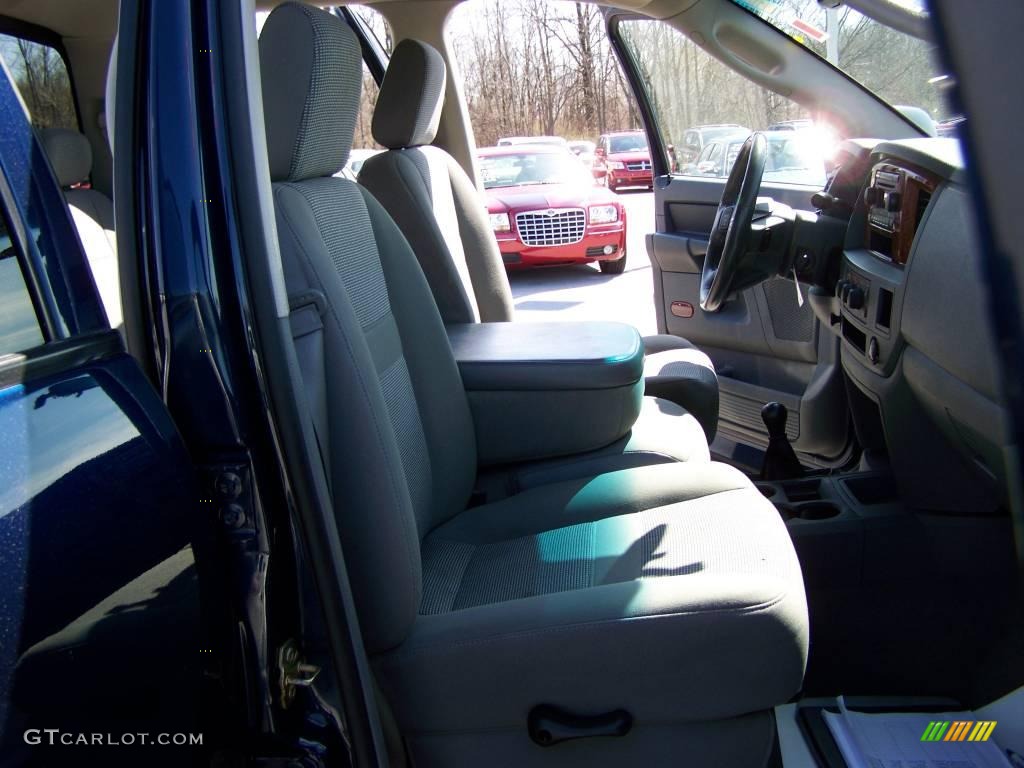 2006 Ram 3500 Big Horn Edition Quad Cab 4x4 - Patriot Blue Pearl / Medium Slate Gray photo #12