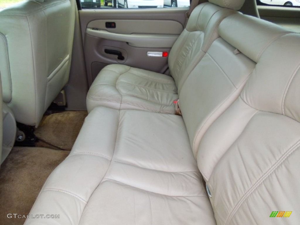 2002 Chevrolet Tahoe LT 4x4 Rear Seat Photo #66817819