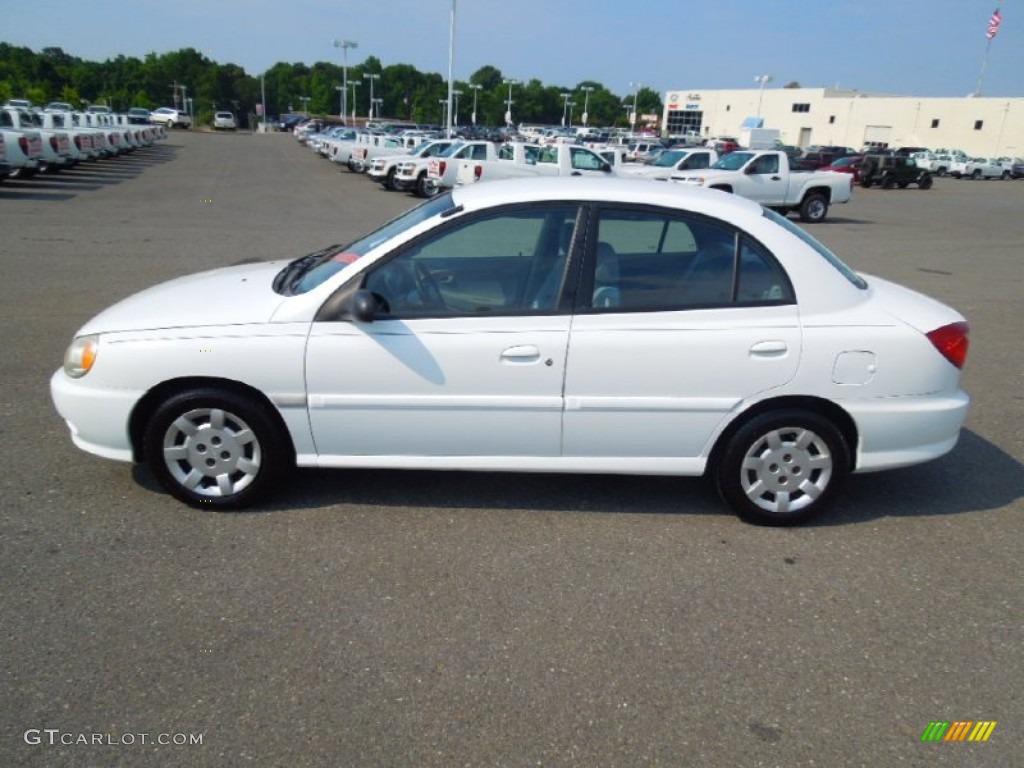 2002 Rio Sedan - Polar White / Gray photo #4