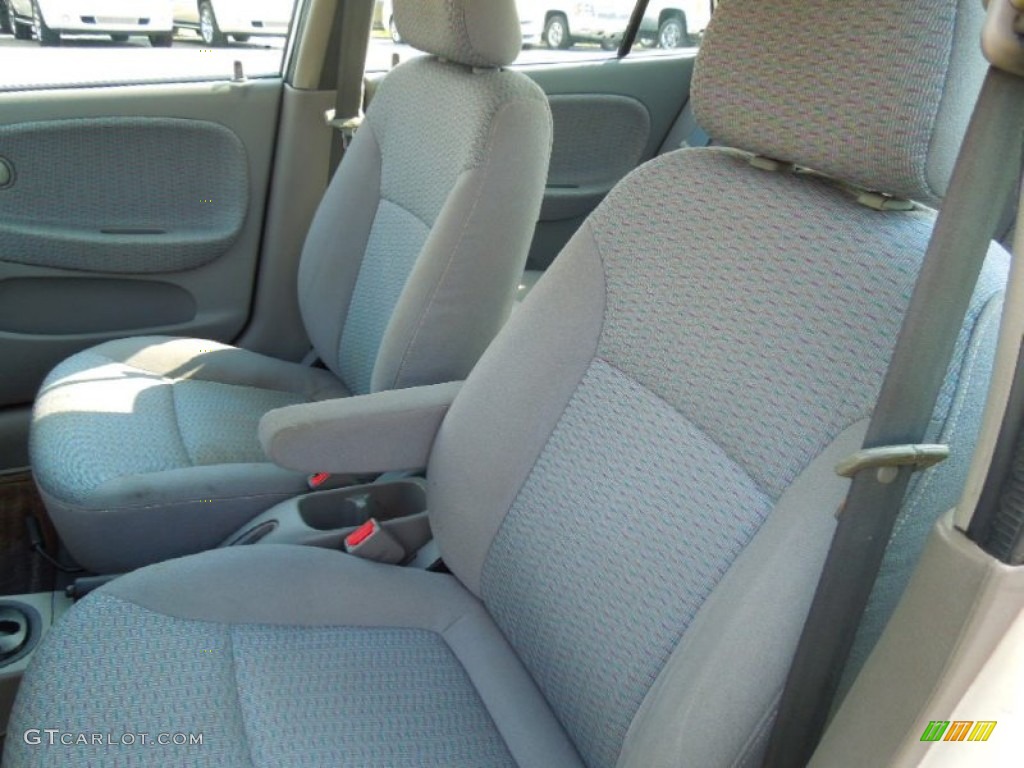 2002 Rio Sedan - Polar White / Gray photo #9