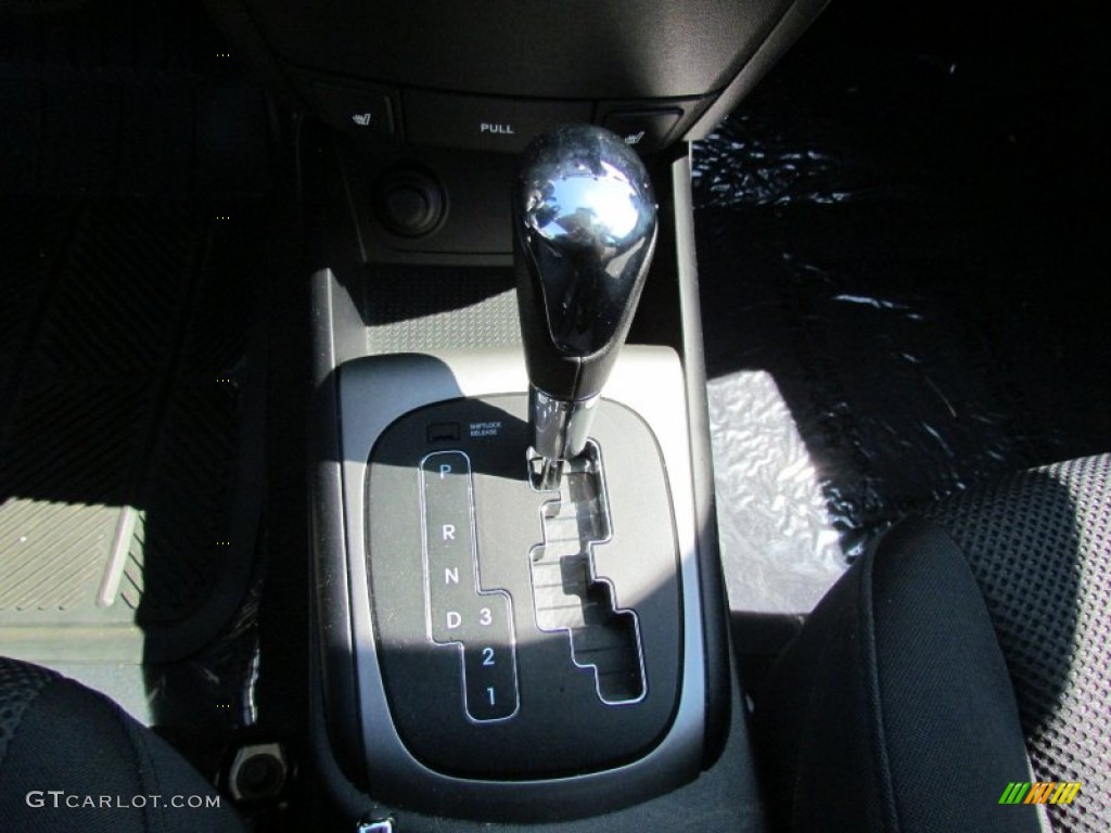 2009 Elantra Touring - Quicksilver / Black photo #19