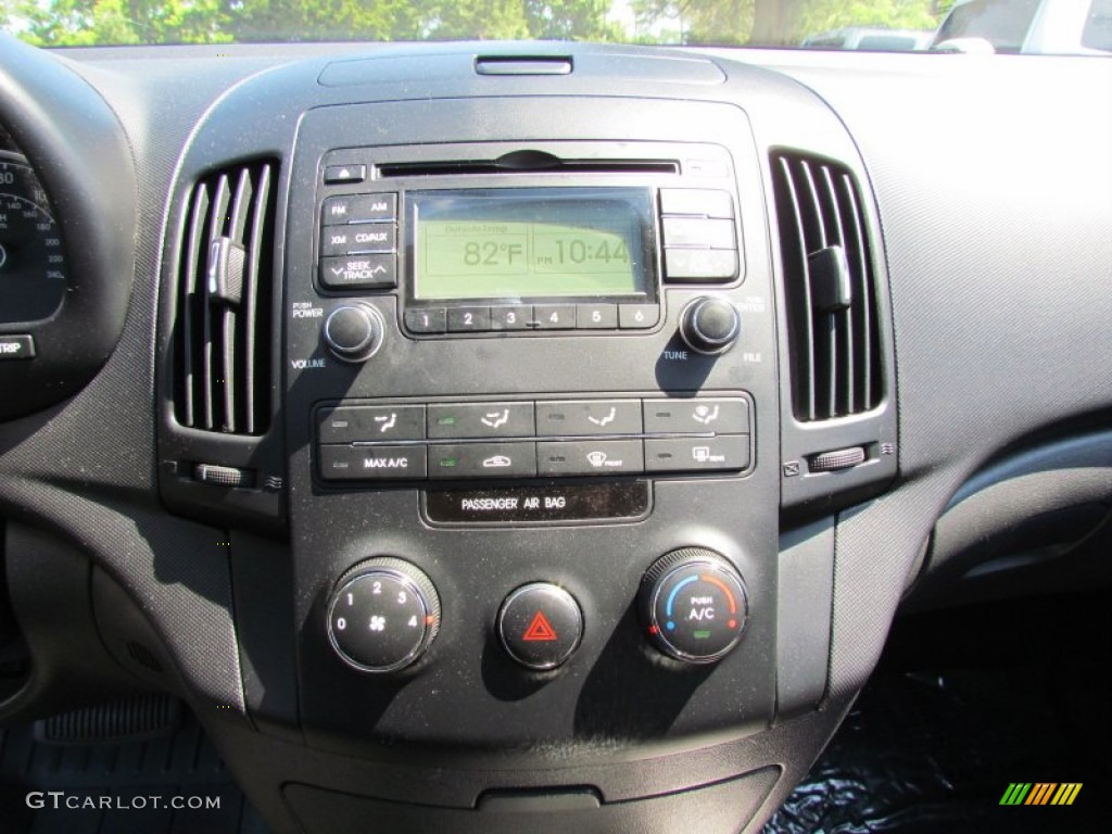2009 Elantra Touring - Quicksilver / Black photo #21