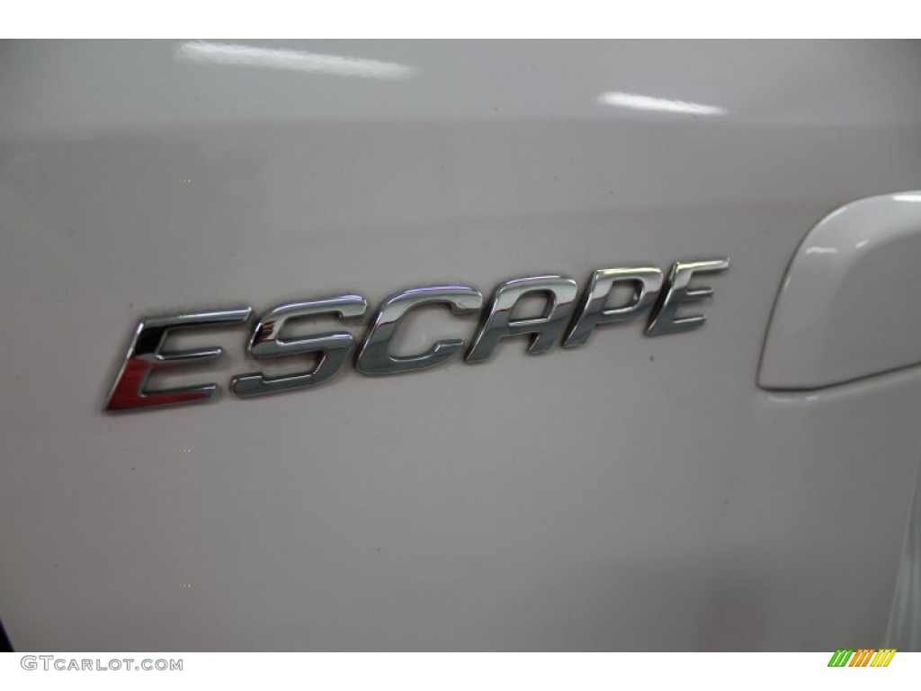 2005 Ford Escape Hybrid 4WD Marks and Logos Photo #66825881