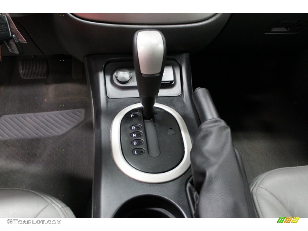 2005 Ford Escape Hybrid 4WD CVT Automatic Transmission Photo #66826088