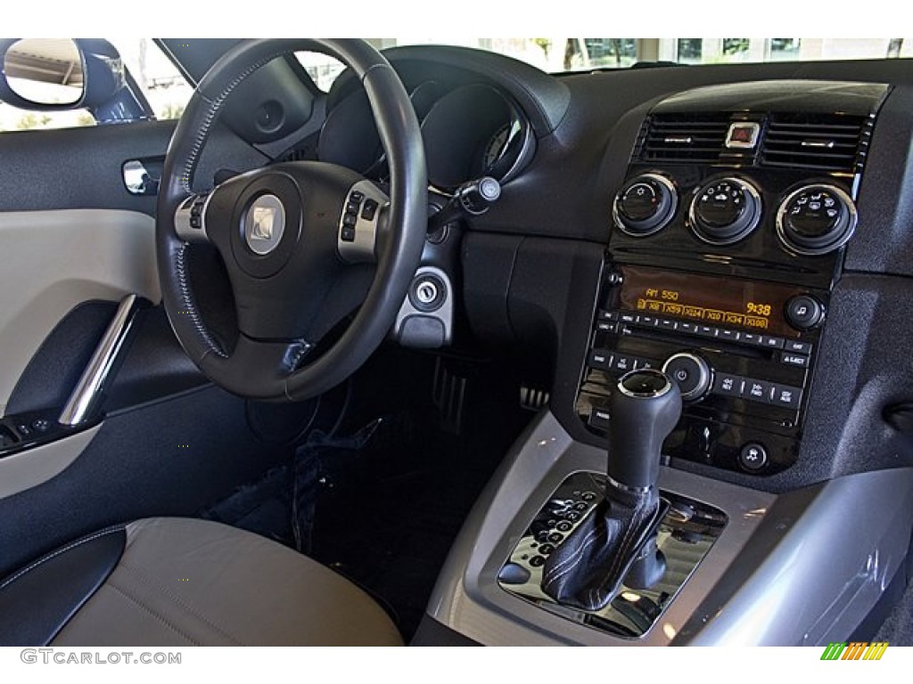 2008 Saturn Sky Red Line Roadster Tan Dashboard Photo #66826466