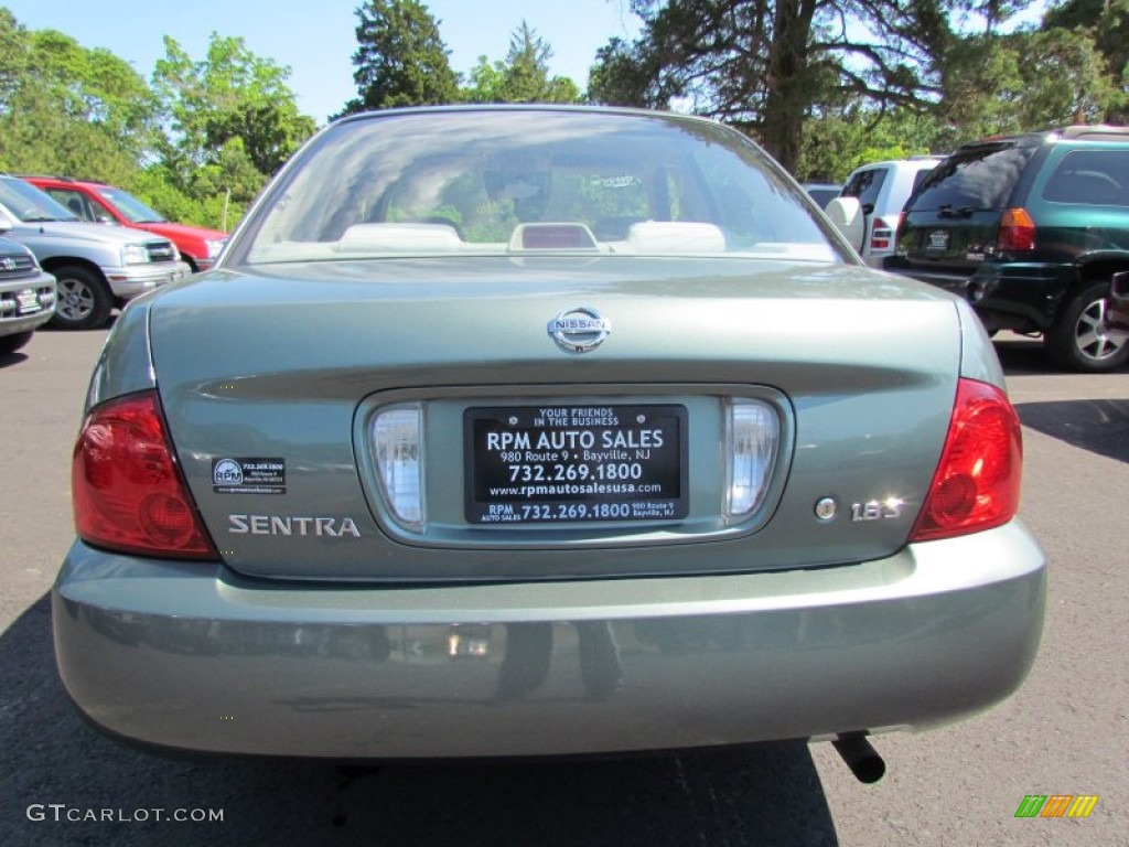 2005 Sentra 1.8 S - Jaded Green / Taupe photo #9