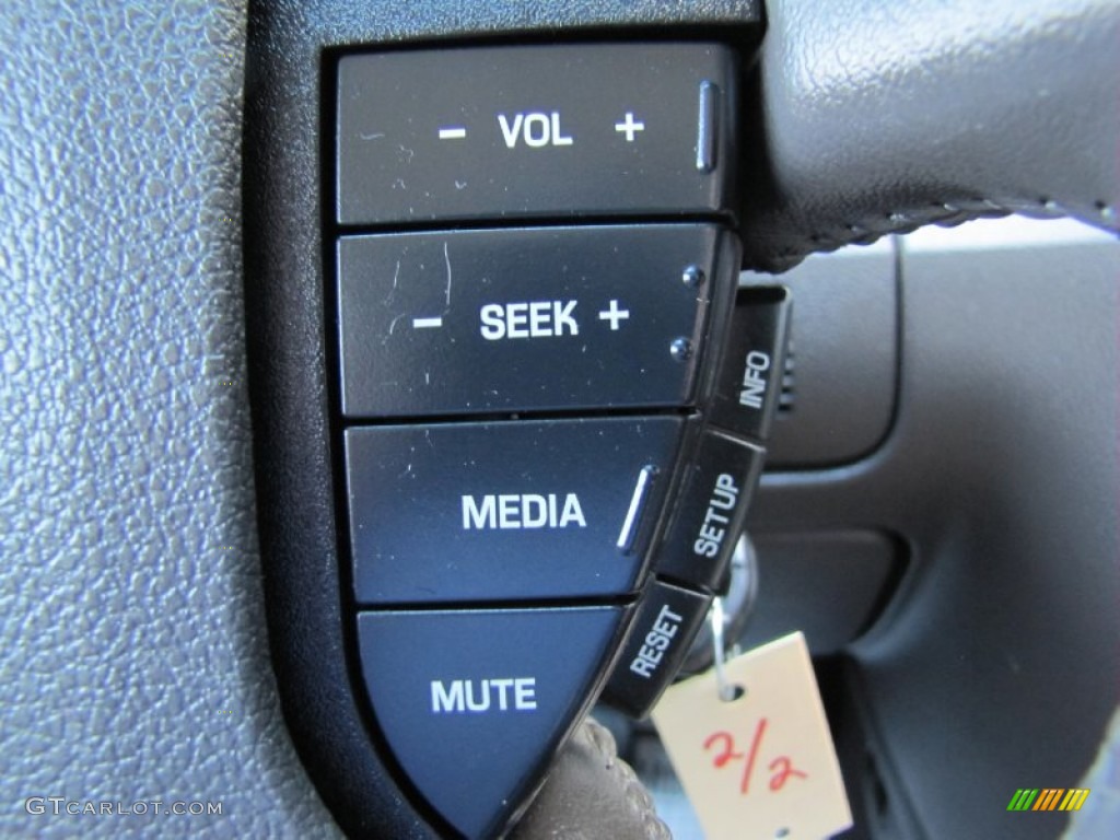 2009 Ford Taurus SEL AWD Controls Photo #66828452