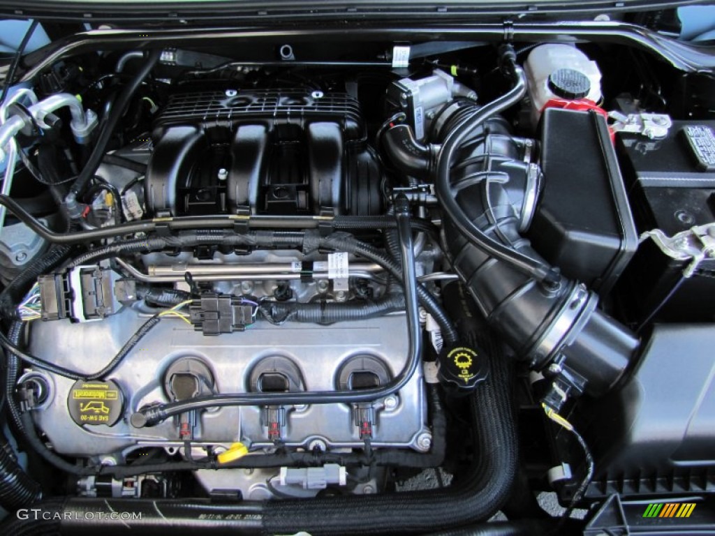 2009 Ford Taurus SEL AWD Engine Photos