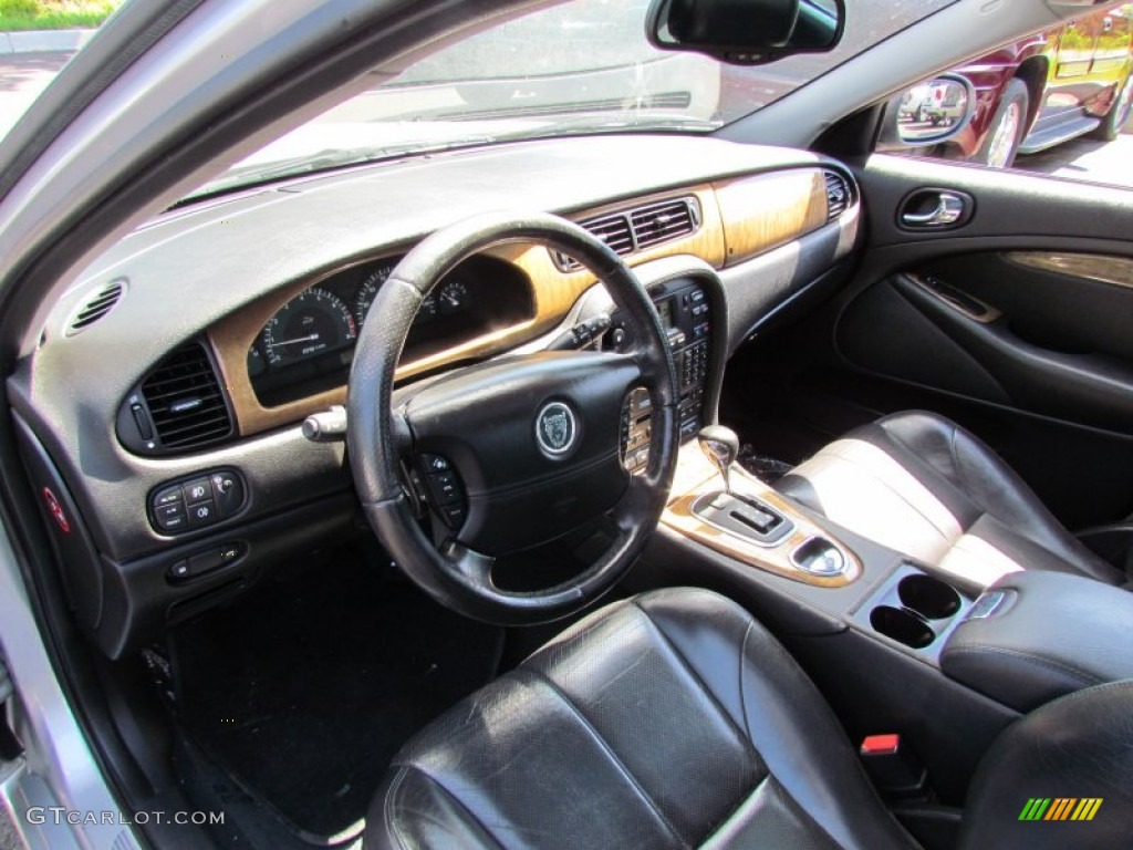 Charcoal Interior 2003 Jaguar S-Type 3.0 Photo #66830438