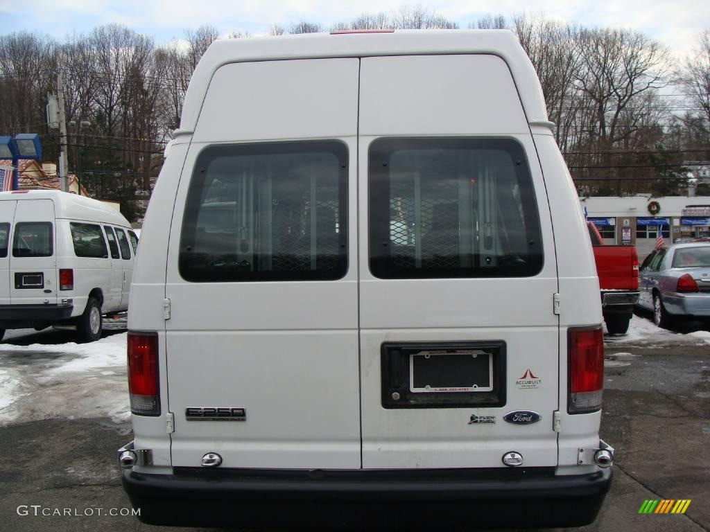 2009 E Series Van E250 Super Duty XL Commercial - Oxford White / Medium Flint photo #6