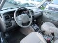 Medium Gray 2002 Chevrolet Tracker LT 4WD Hard Top Interior Color